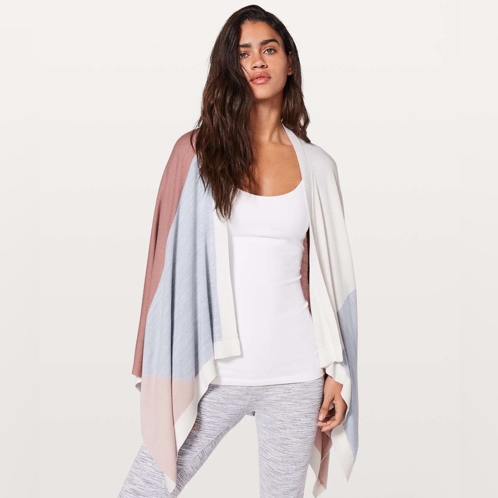 Lululemon Hatha Wrap Oversized Scarf Shawl Quicksand Misty Pink